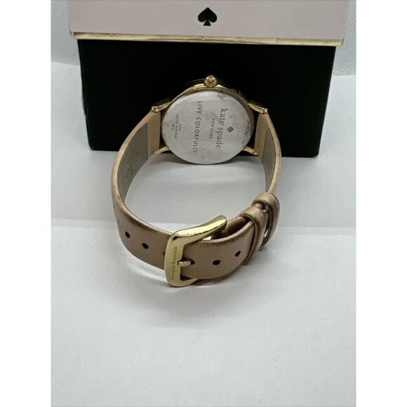 Kate Spade New York Metro 0073 Women\'s Beige Leather Analog Quartz Watch JNA157